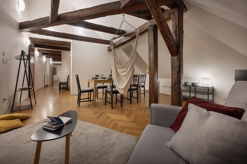White Swan Boutique Apartments 35/58