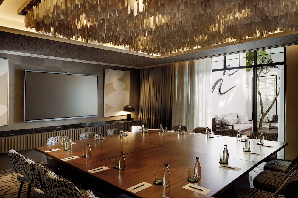 Park Hyatt Johannesburg 35/45