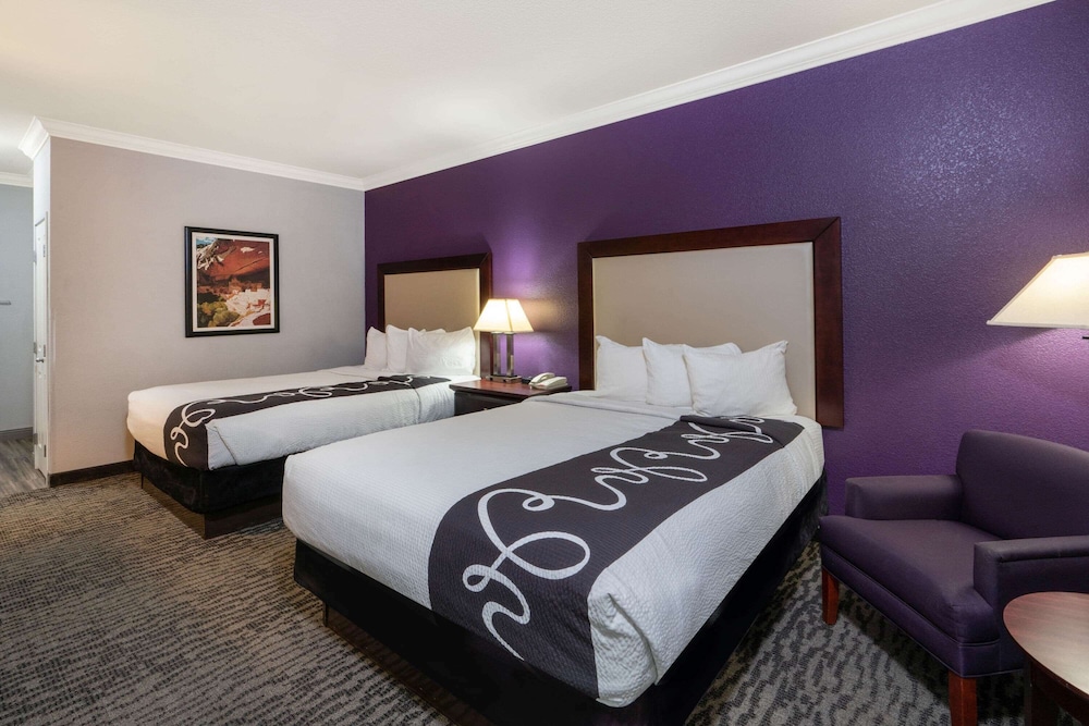 La Quinta Inn & Suites by Wyndham Loveland 16/45