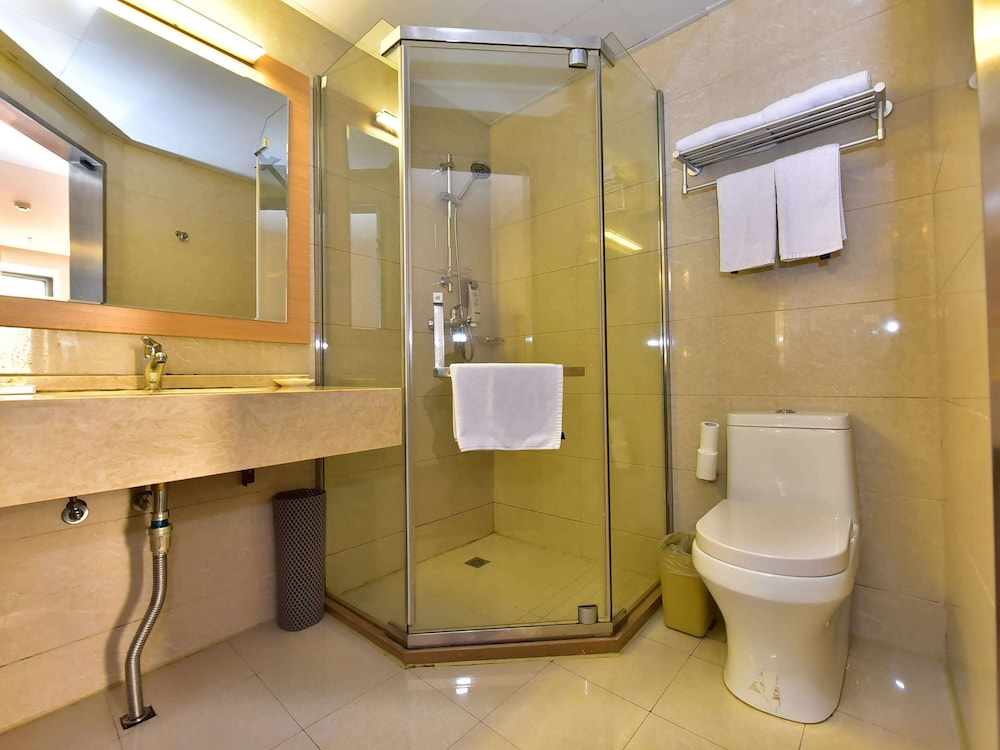 ibis Ningbo Tianyi Square 13/13