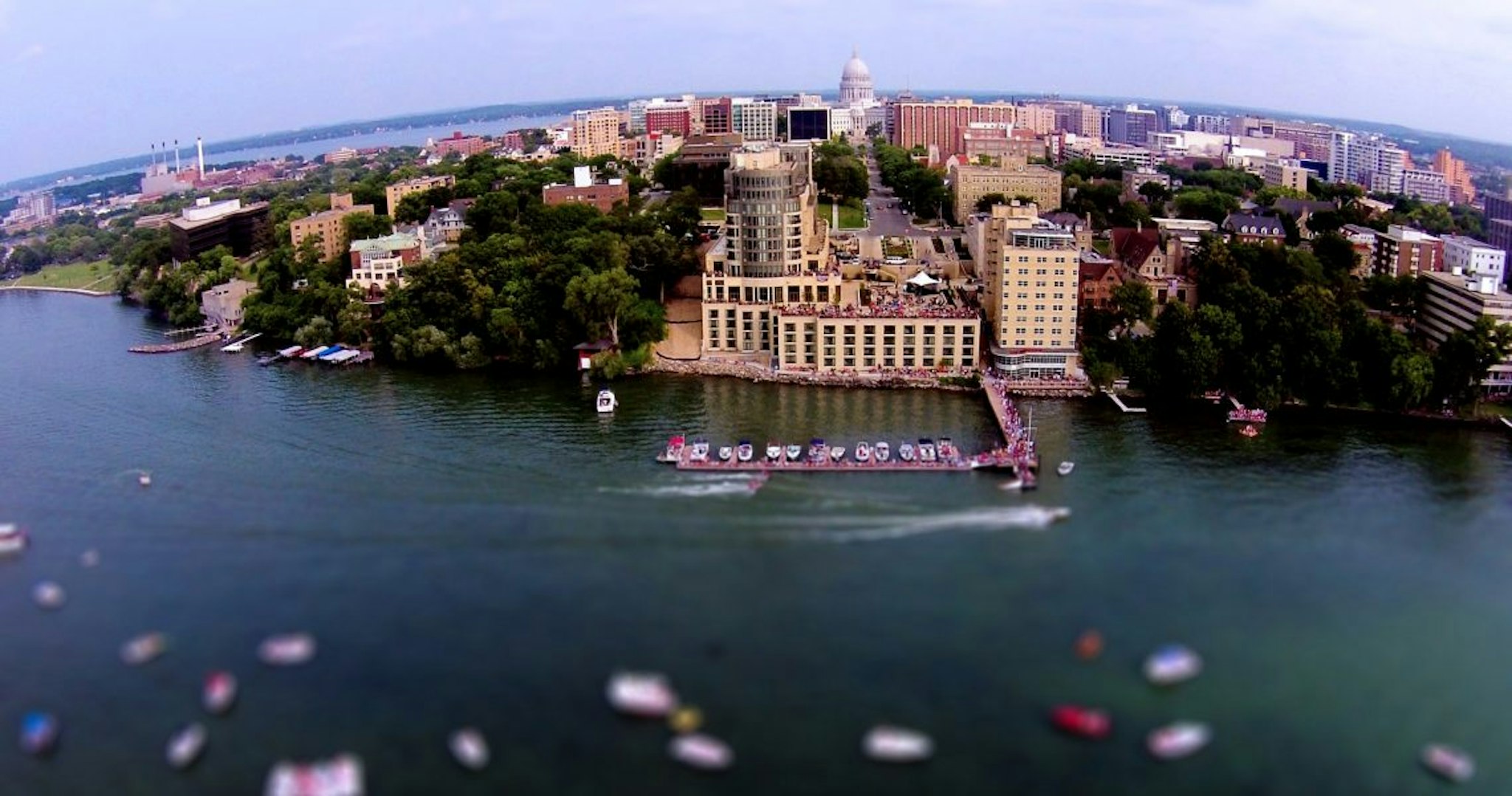 The Edgewater 41/43