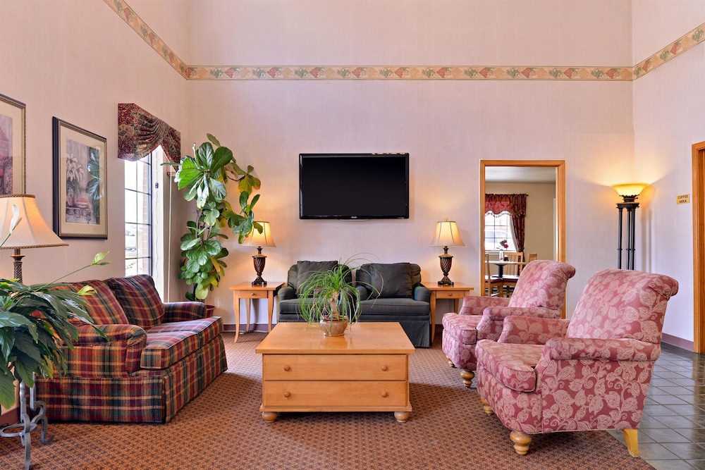 Quality Inn & Suites New Boston - Texarkana West 35/61
