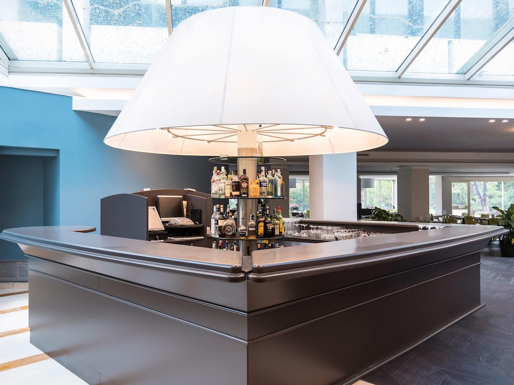 Mercure Roma West 8/73