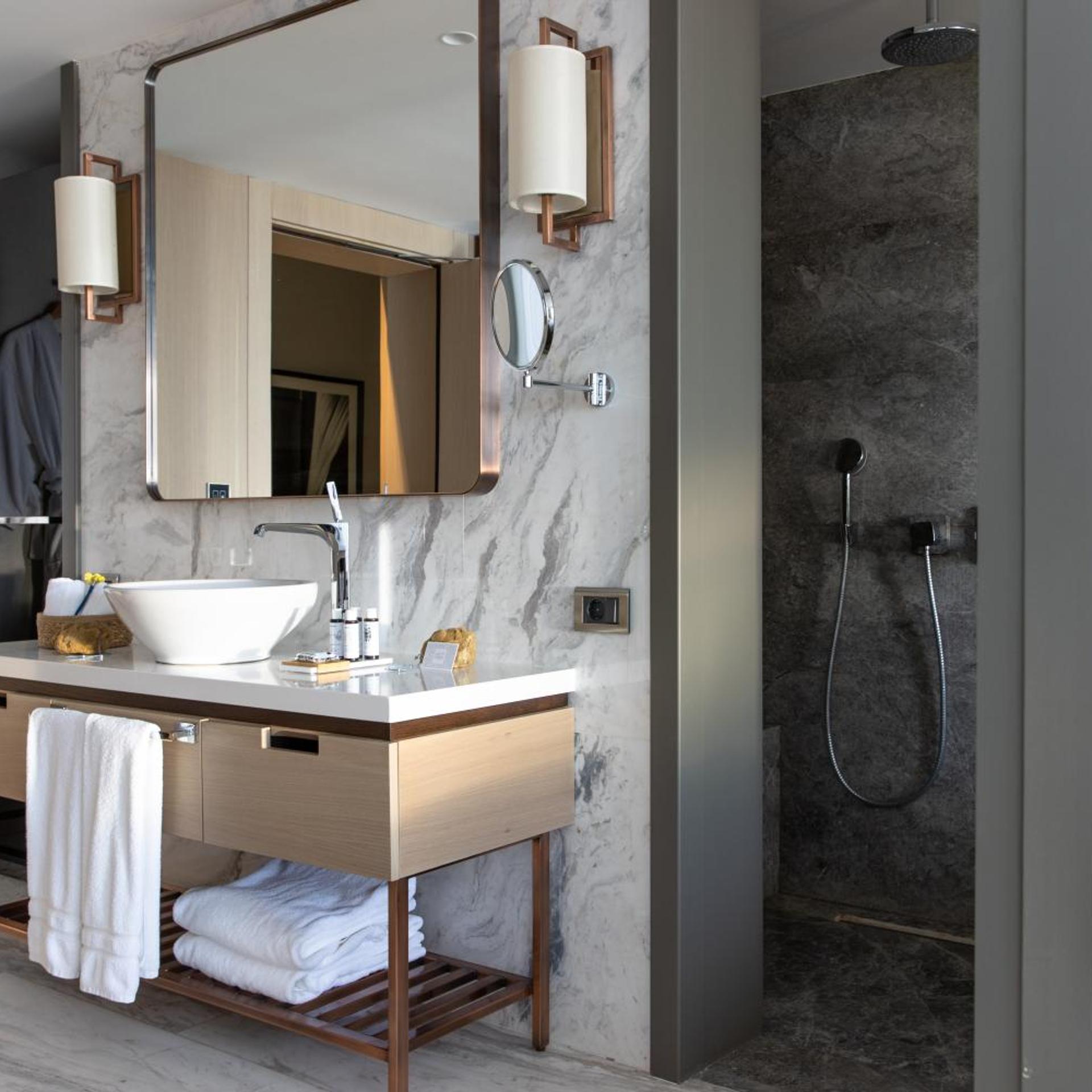 Deluxe, Partial Sea View, METT Hotel & Beach Resort Bodrum 3/3