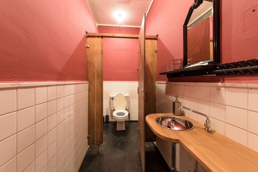 Trip Shot Hotels Koza 49/50