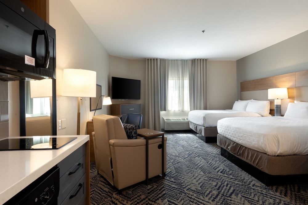 Candlewood Suites Enterprise 25/47