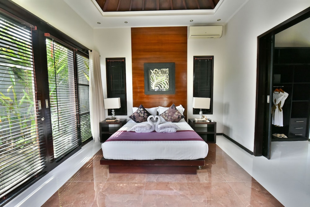 2 BEDROOMS, VILLA