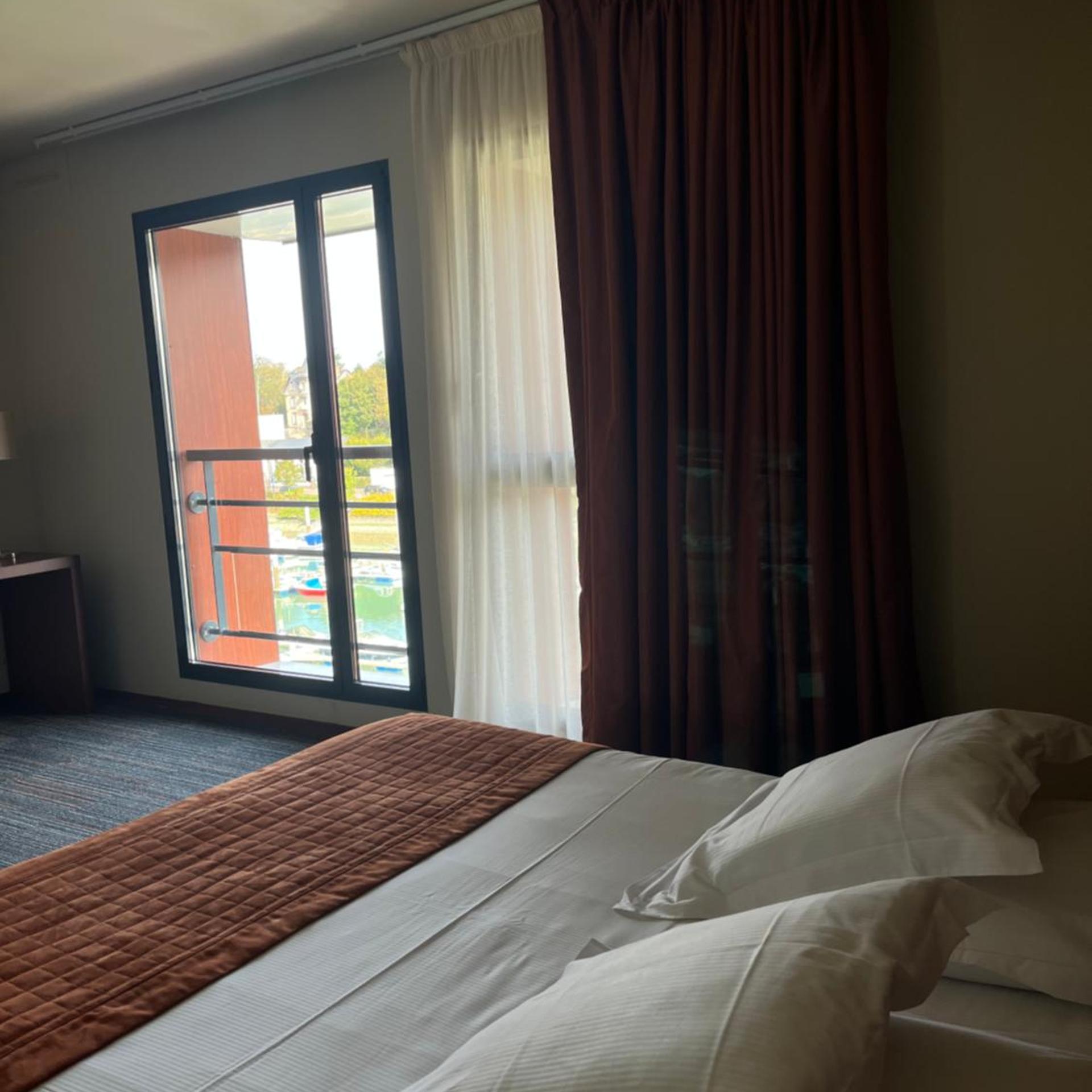 Room, Double Bed, Harbour Side