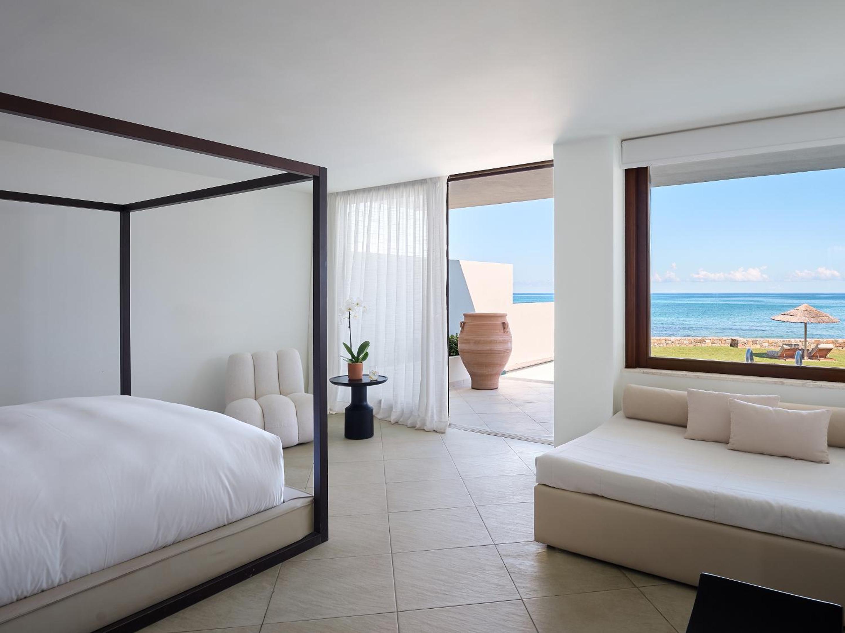 Junior, Deluxe, Bungalow, Sea View, Private Heated Pool