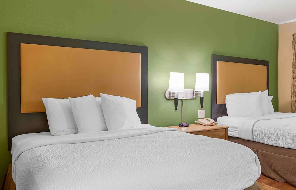 Studio 6 Extended Stay Fishkill Route 9 NY 23/57