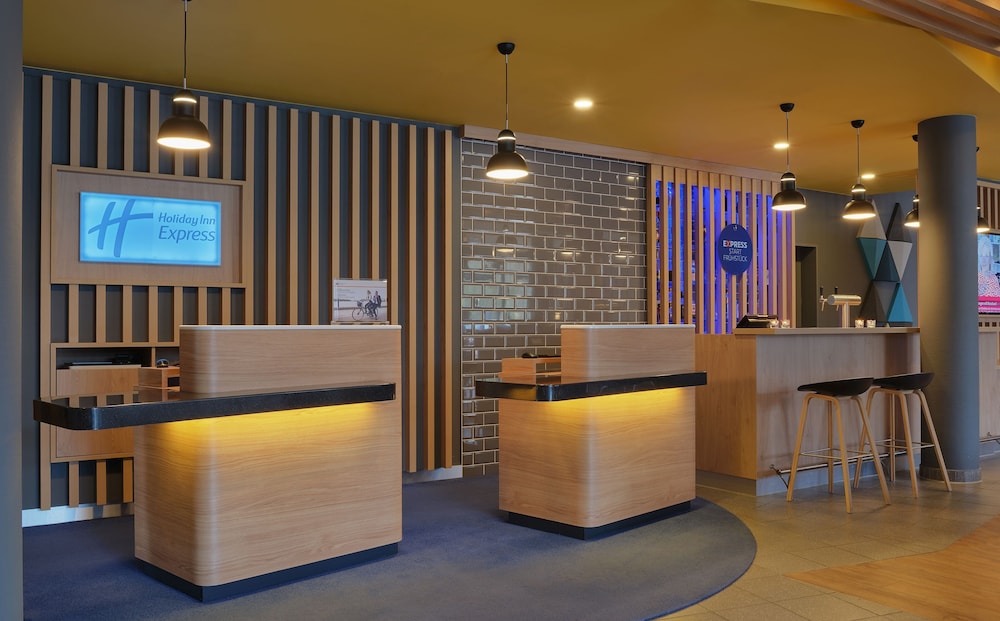 Holiday Inn Express Dortmund Hotel 7/46