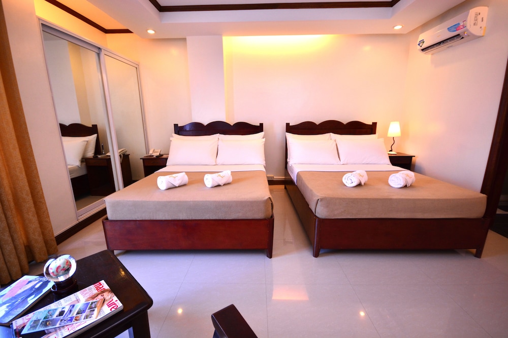 Ipil Suites Puerto Princesa 21/40