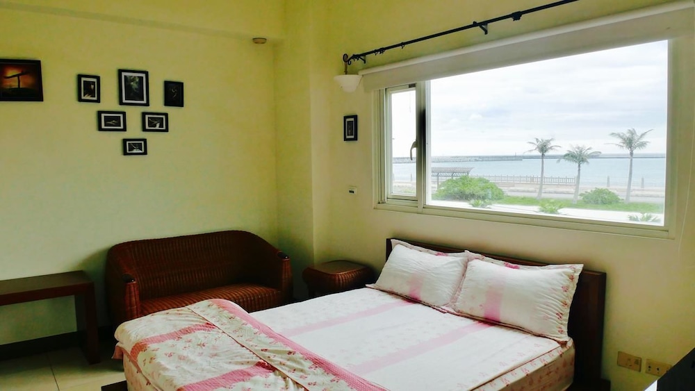 Sunshine Sea View B&B 11/31
