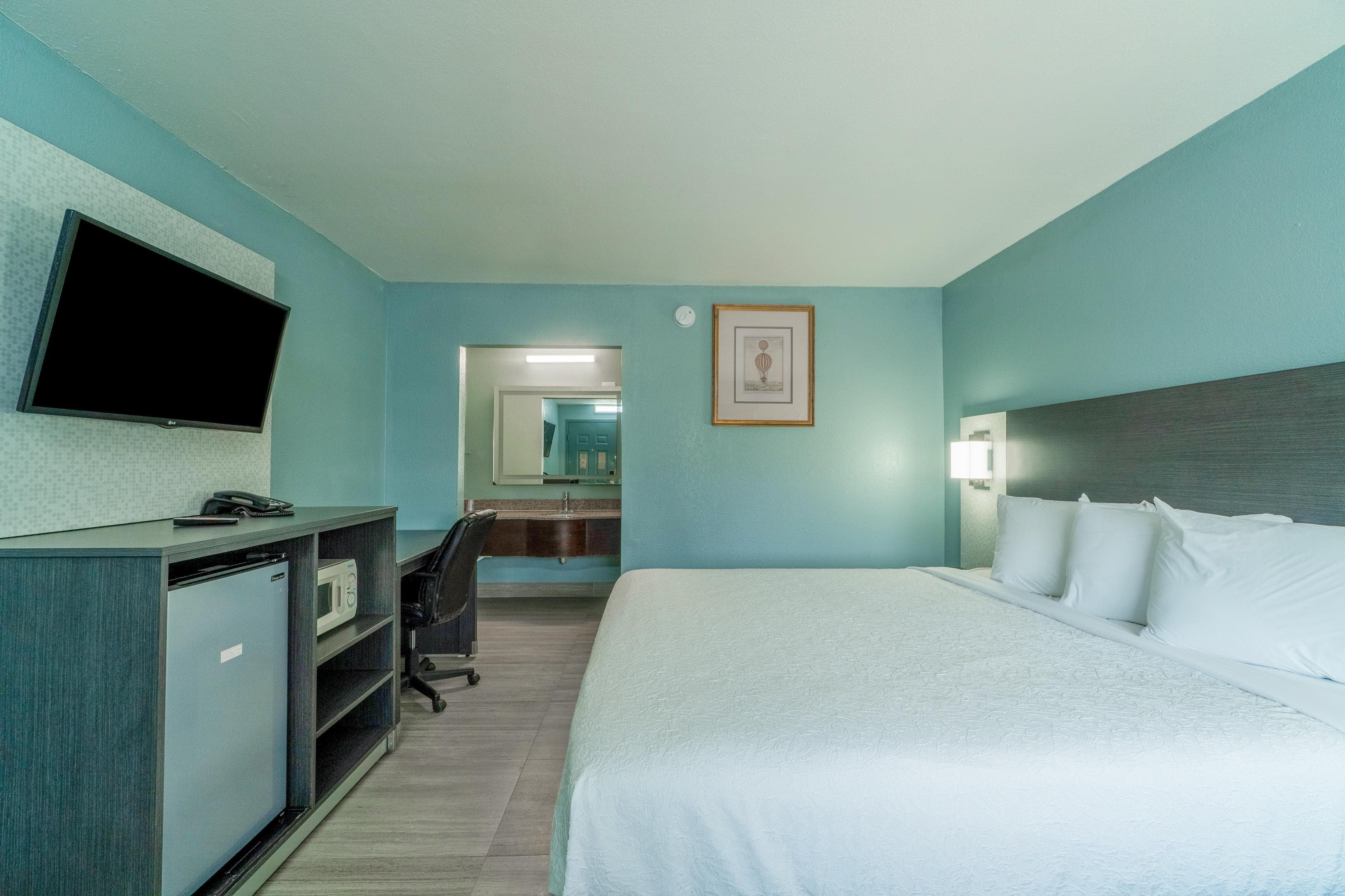 Lone Star Inn & Suites Harlingen TX 25/60