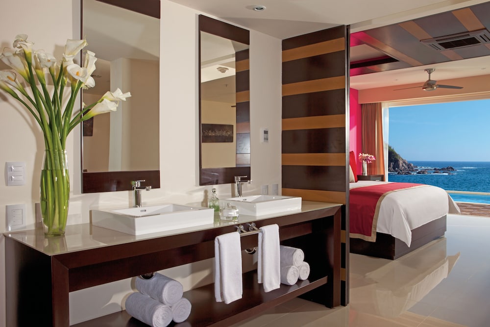 Secrets Huatulco Resort & Spa - Adults Only - All Inclusive 16/65
