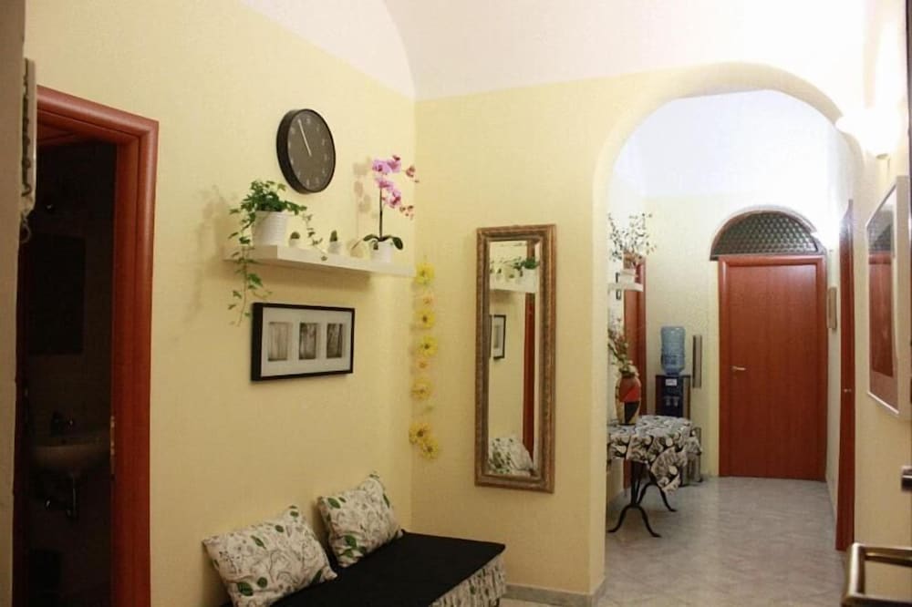 Hotel Campidoglio 35/51