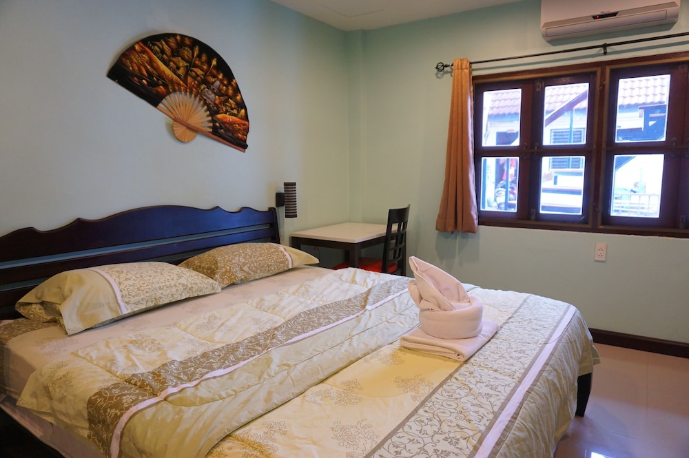 SUPERIOR, DOUBLE BED