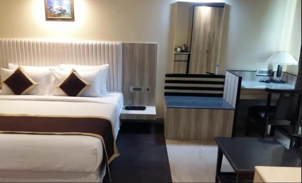 Oyo 7130 Hotel Broadway 20/50