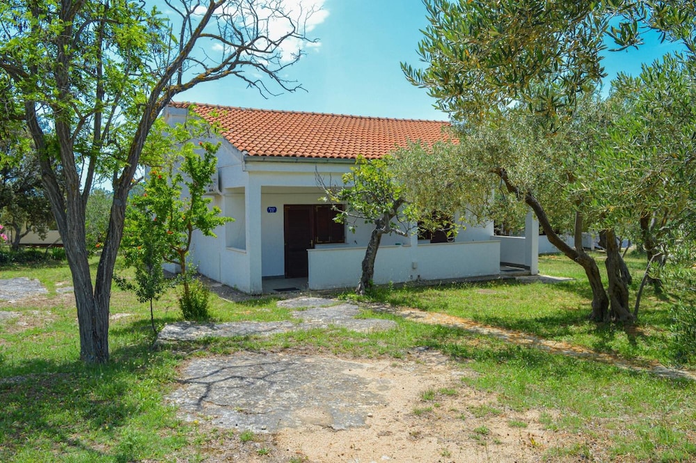 Hotel Miran Pirovac 47/55