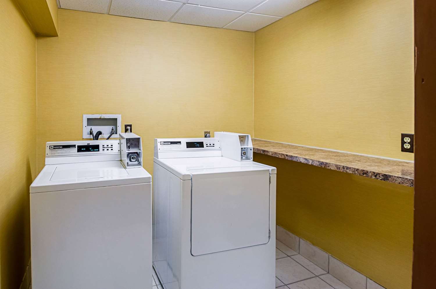 Quality Inn & Suites Hagerstown 25/35