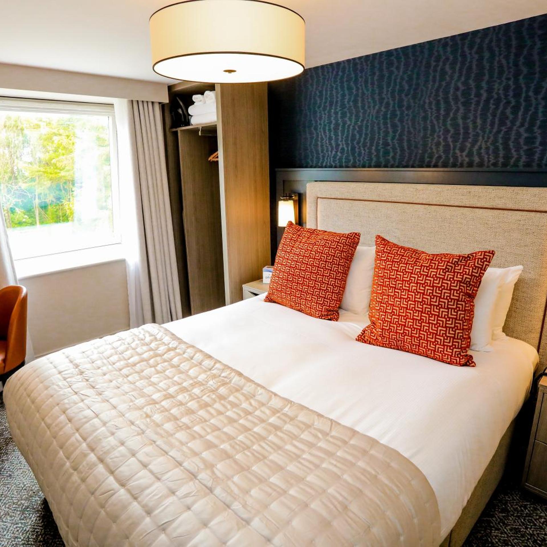 Deluxe, Double Bed