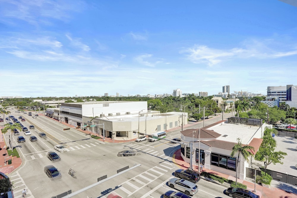 Sonder | 17WEST 69/78