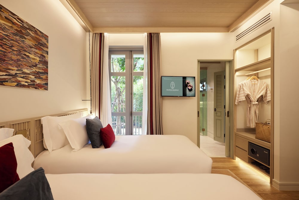CHARRAS Bhawan Hotel and Residences 11/50