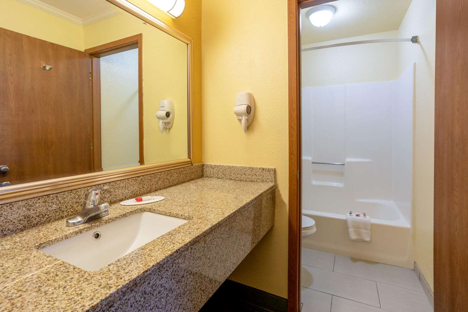 Days Inn by Wyndham Alamogordo/White Sands 21/22