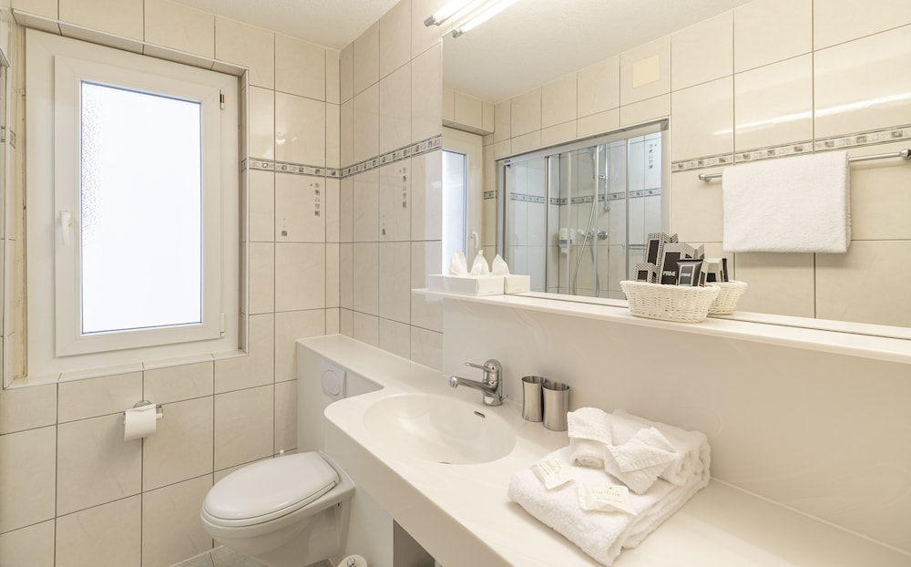 Grichting Hotel & Serviced Apartments 61/65