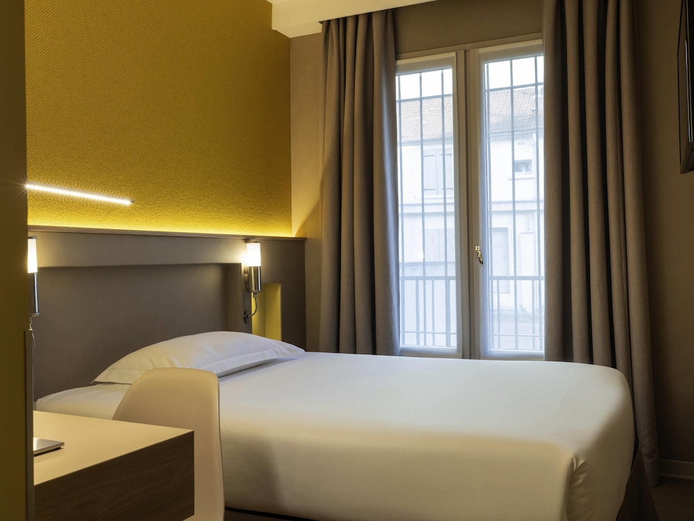 ibis Styles Bourg La Reine 19/50