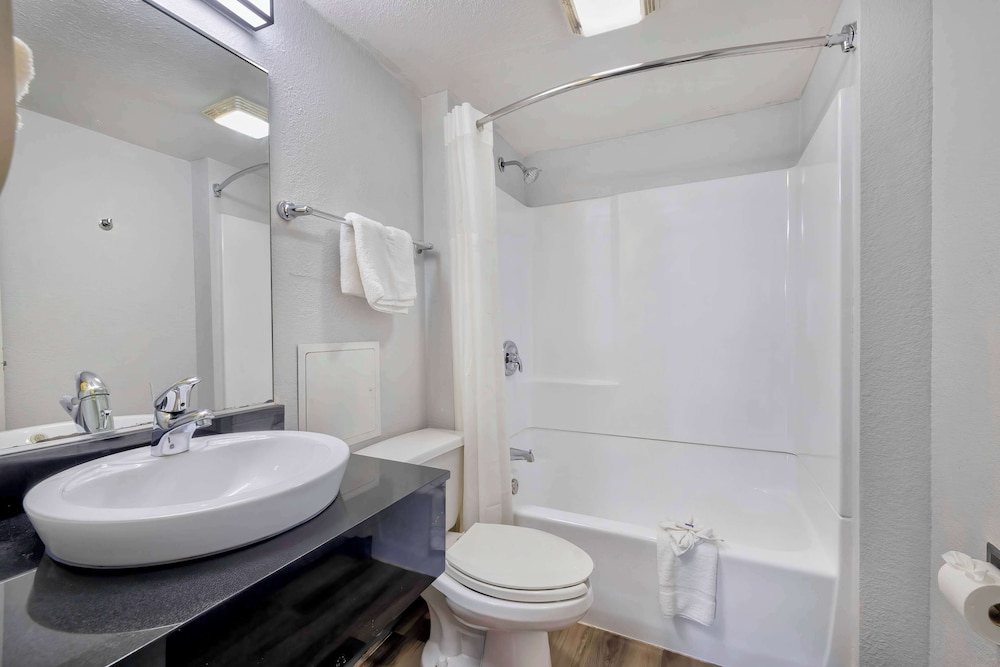 Motel6 Villa Park, IL - Chicago West 62/65