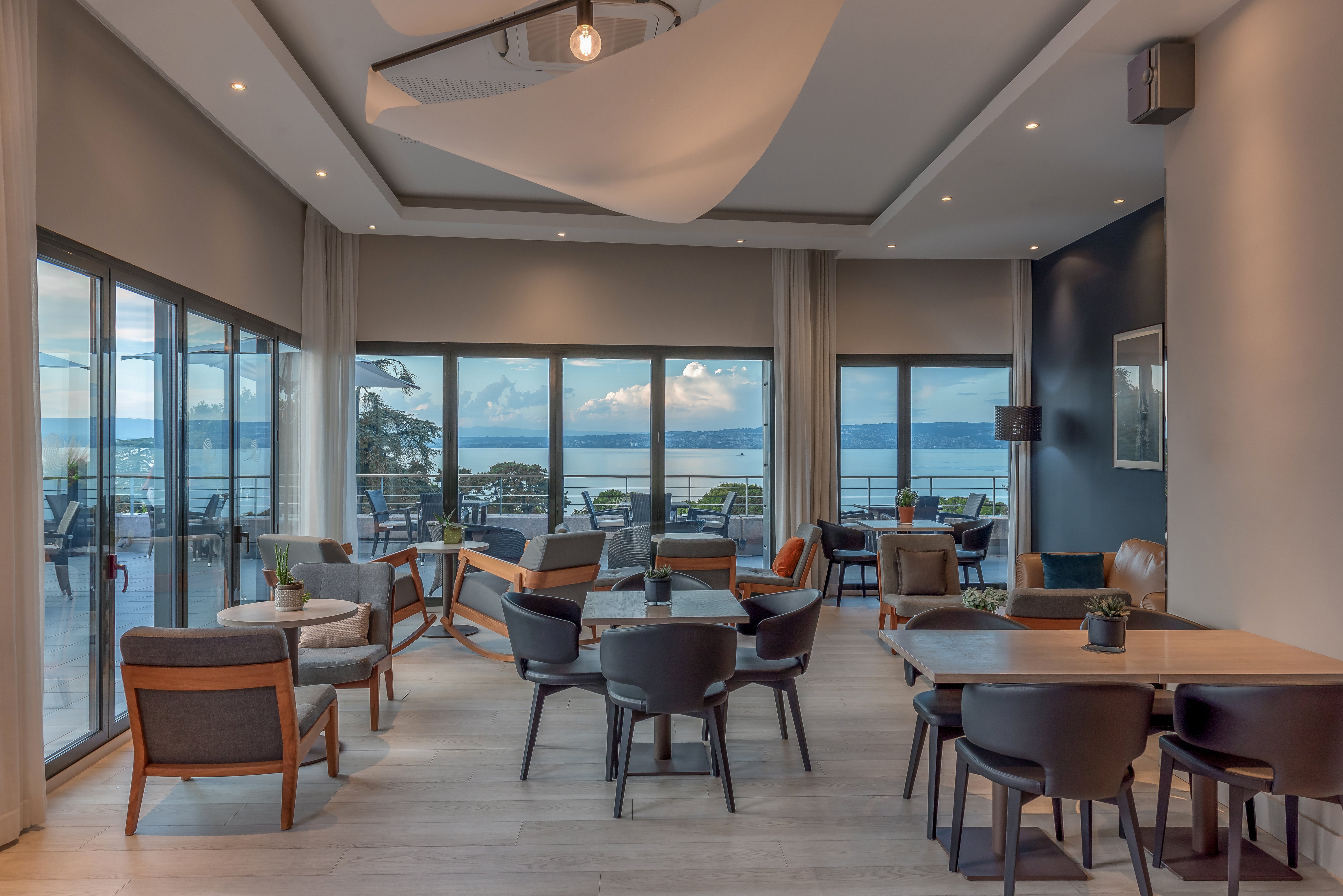 Hotel Evian-les-Bains by Leonardo Hotels 67/84