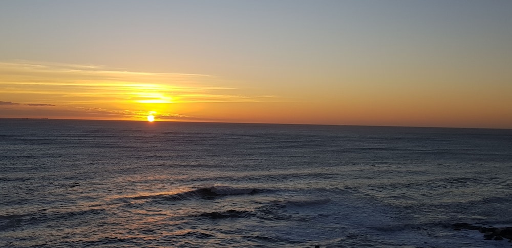 The Clarendon - Bantry Bay 36/50