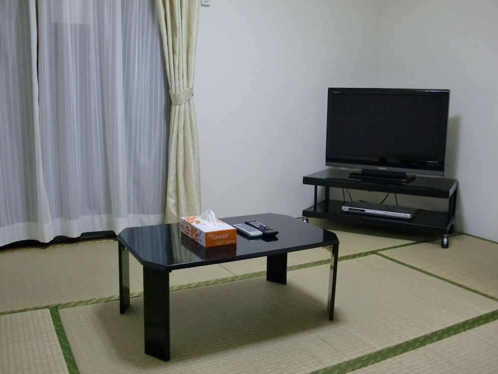 Kokusai Towns Inn 42/72
