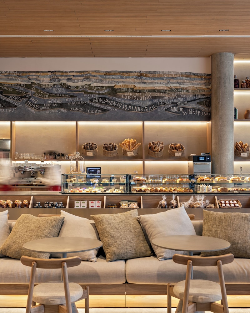 Pulso Hotel 35/47