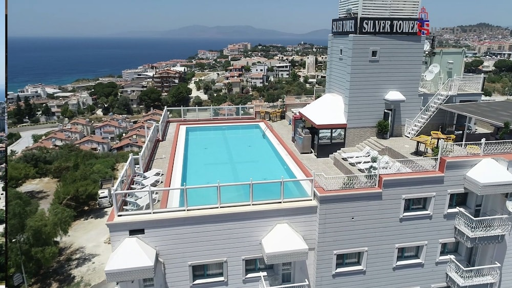 Silver Tower Residence 2/50