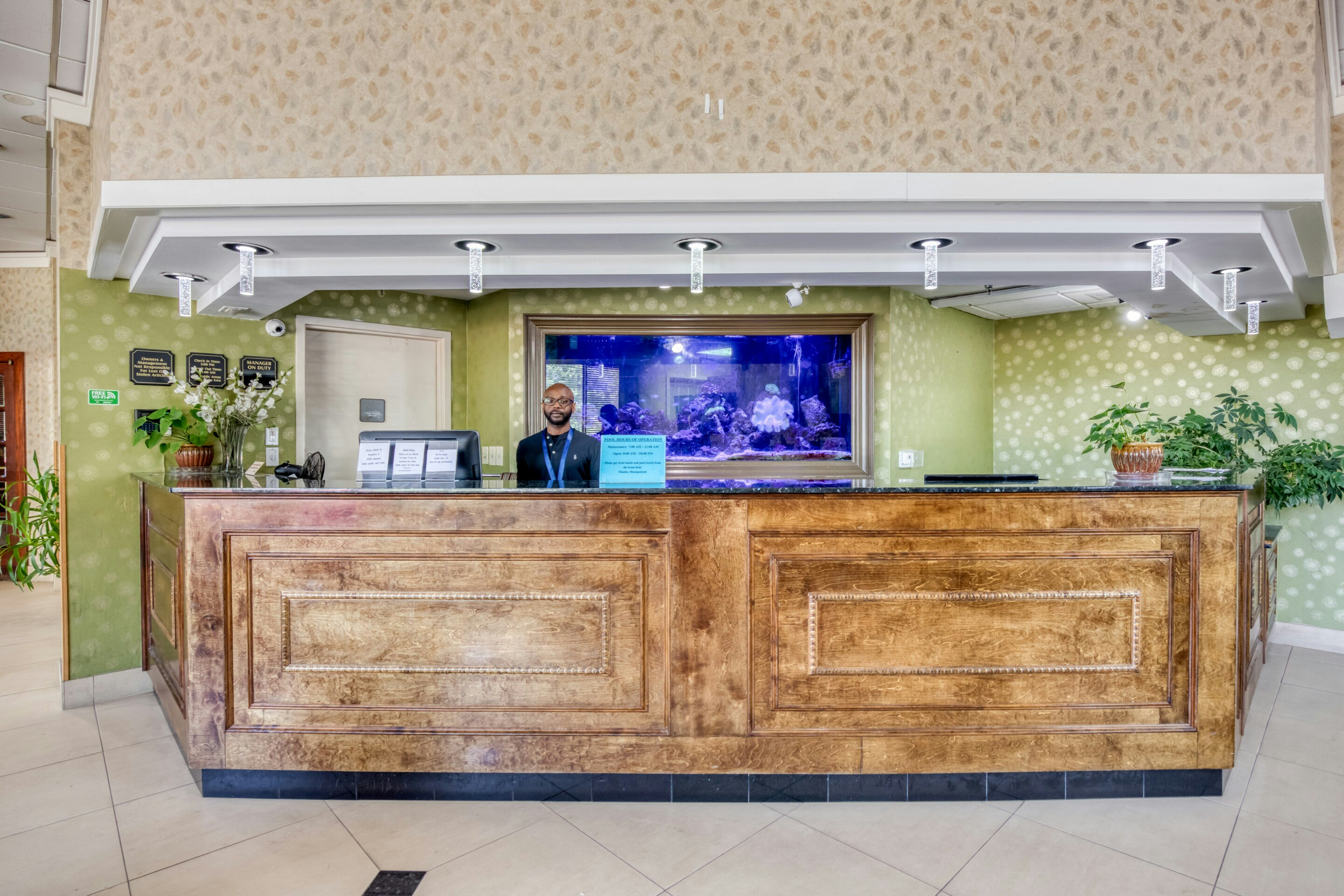 Gardentree Hotels Memphis East near I 40 6/37