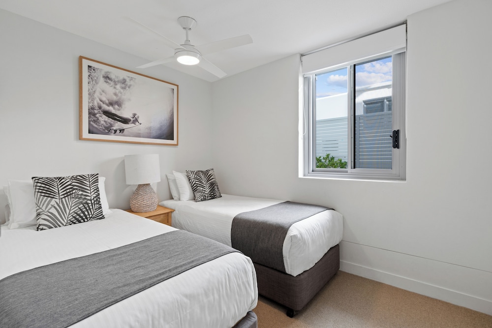 2 Bedrooms, Apartment, Queen and Twin Beds, Ground Floor