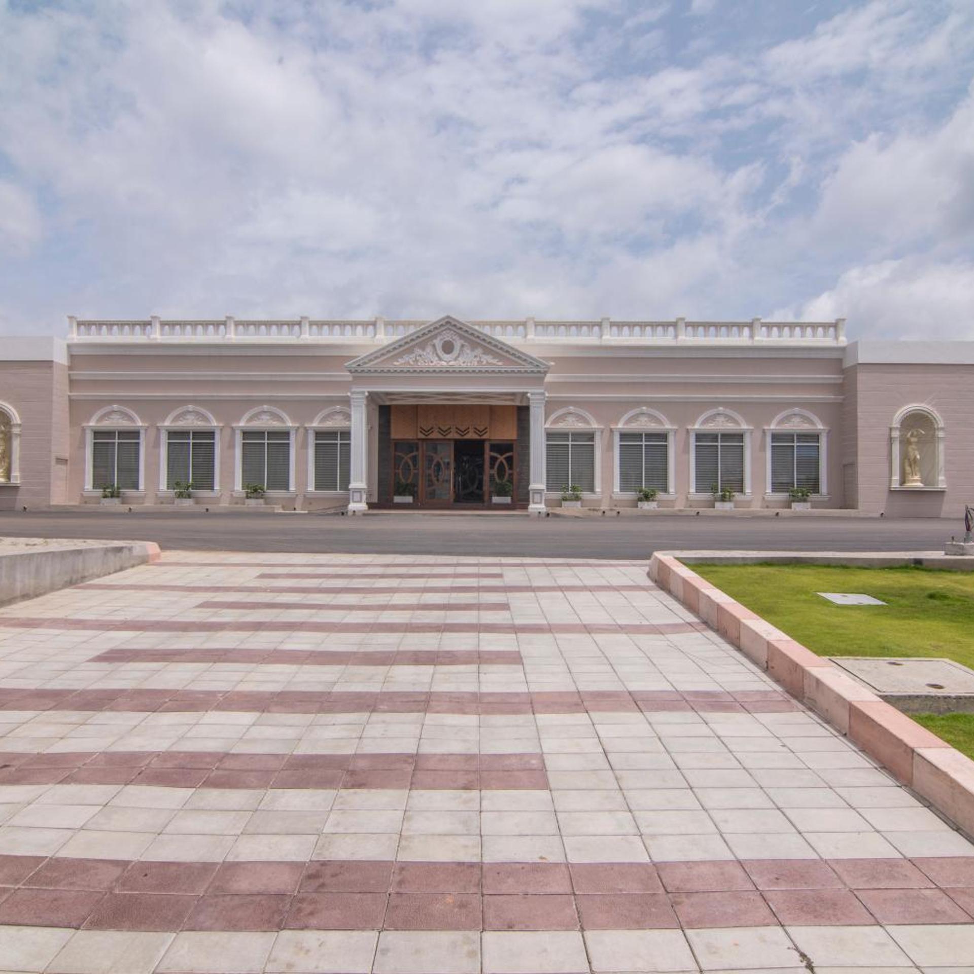 Ramoji Film City Shantiniketan 33/39