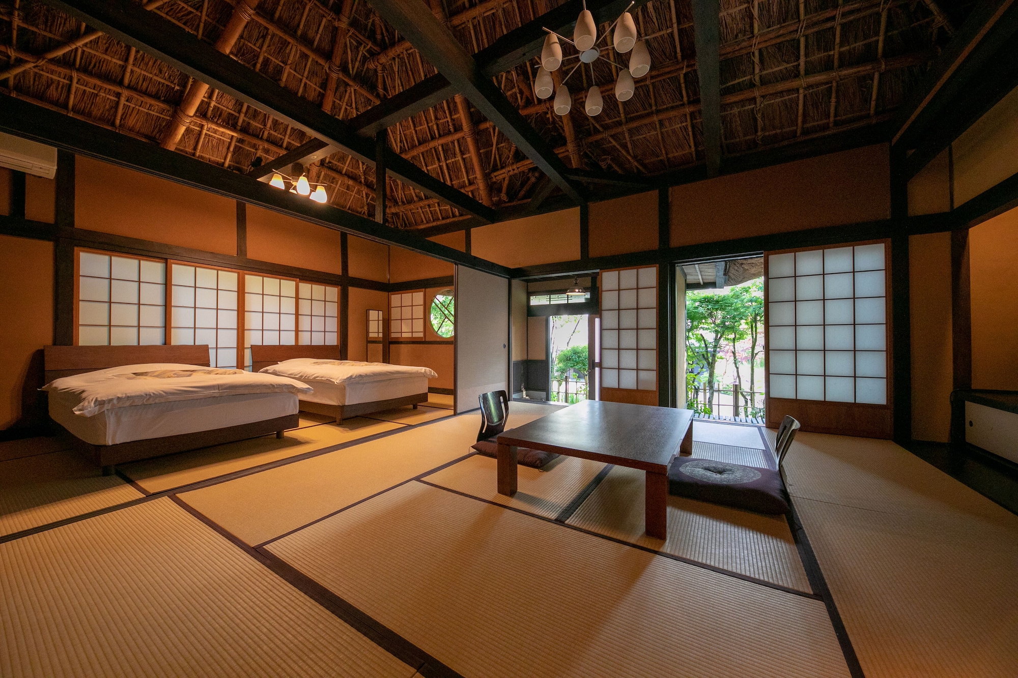 Traditional, House, 4 Futon Beds