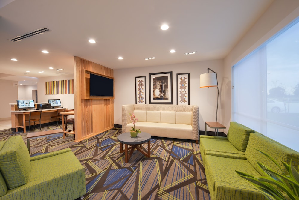 Holiday Inn Express Donaldsonville 41/70