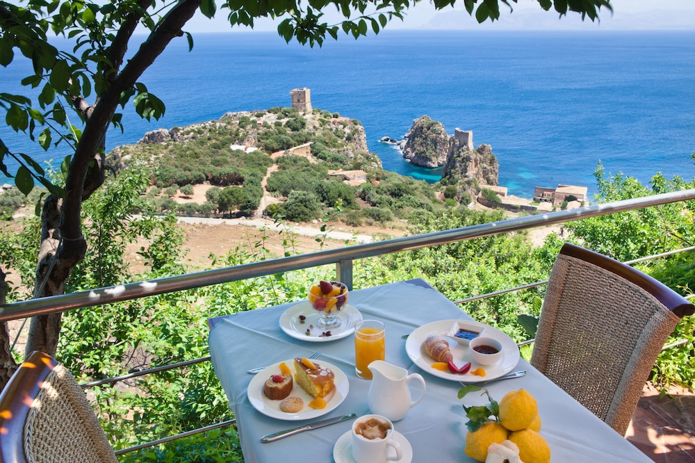 Hotel Torre Bennistra 29/50
