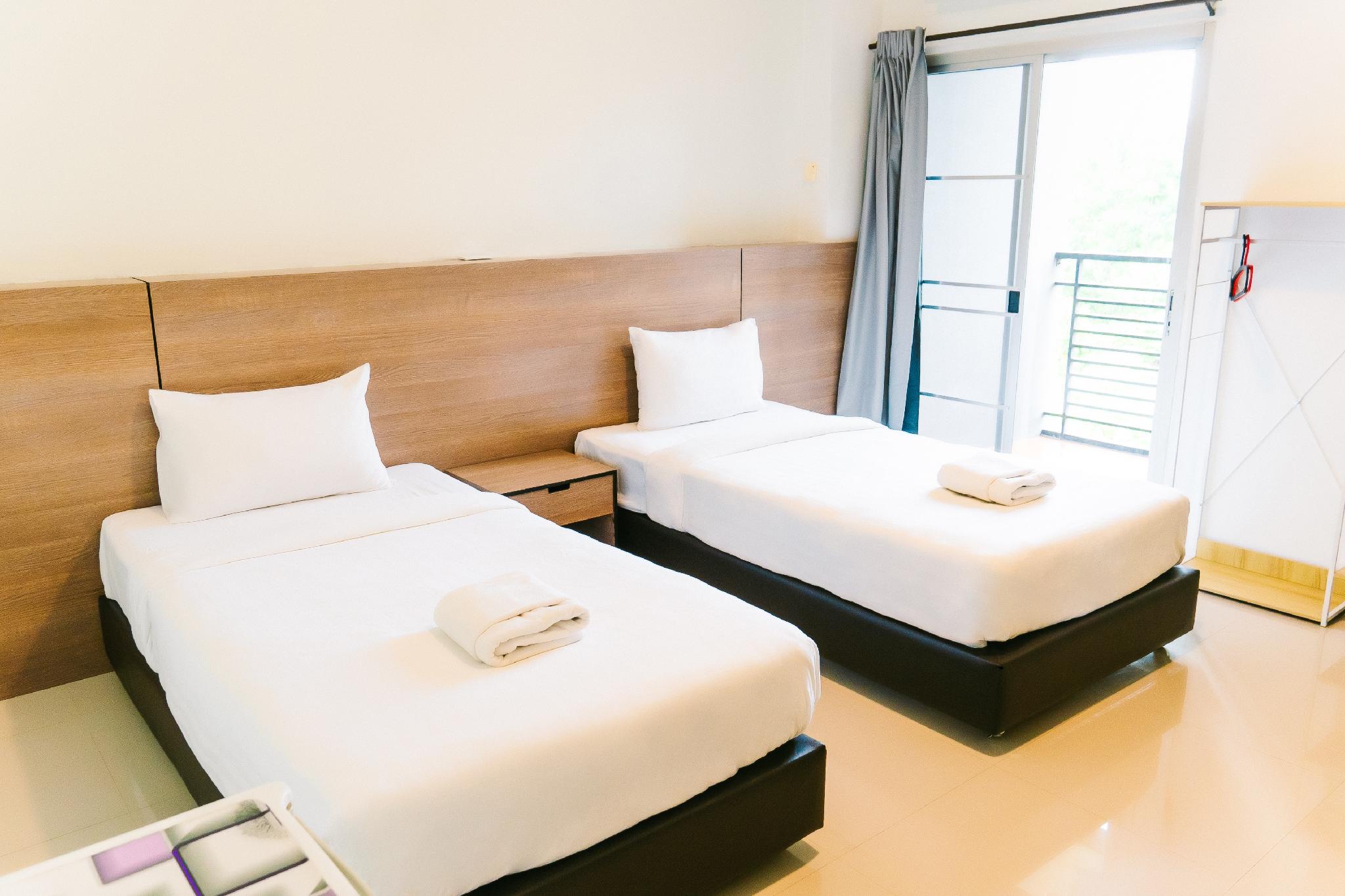 Superior, Twin Beds