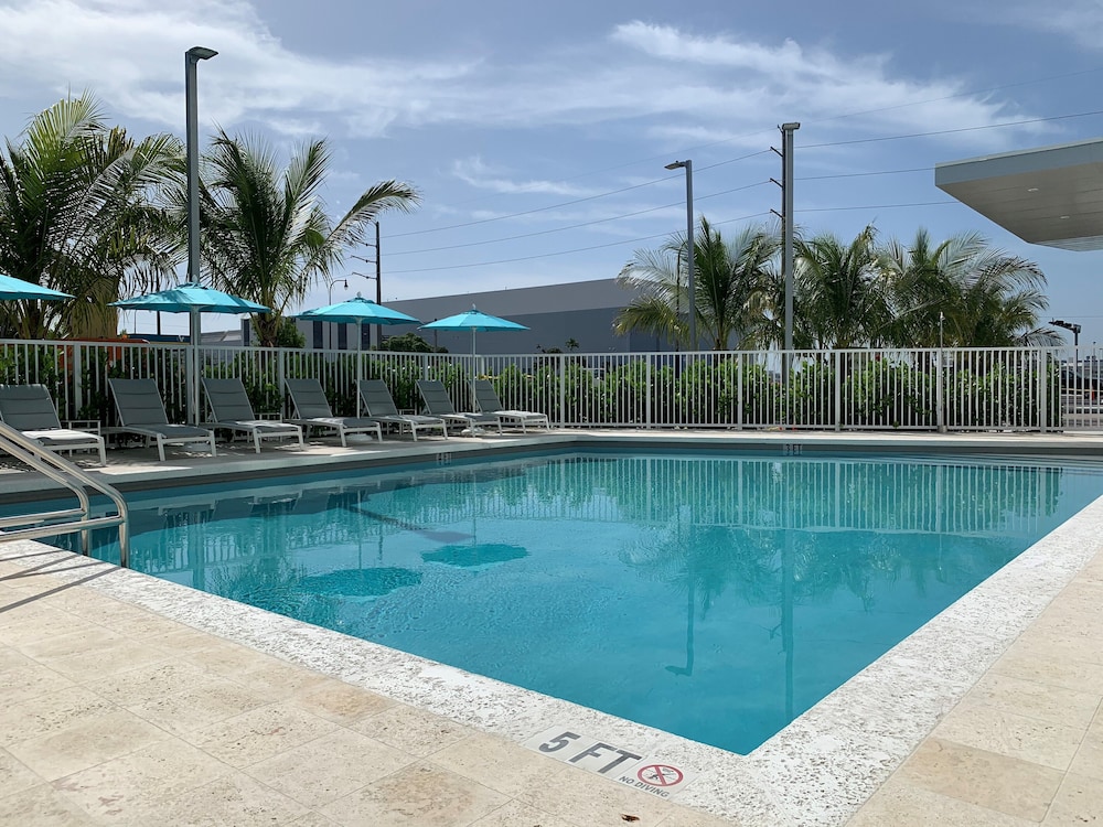 Wyndham Garden Miami International Airport 45/50