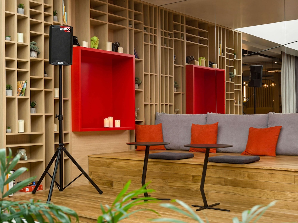 ibis Kyiv Beresteiska 23/47
