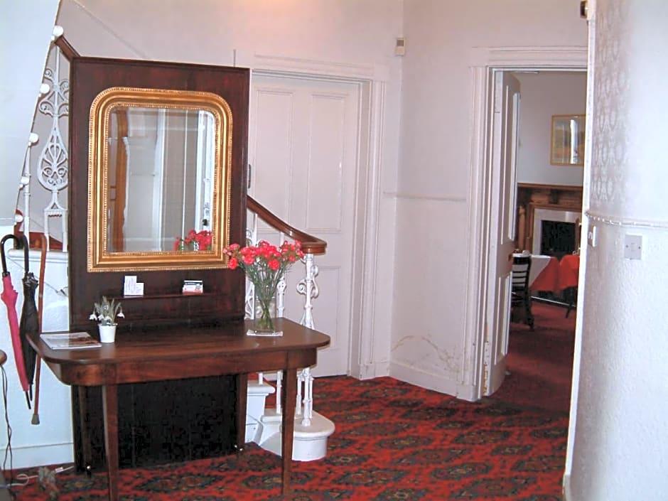 Terrace hotel 3/50