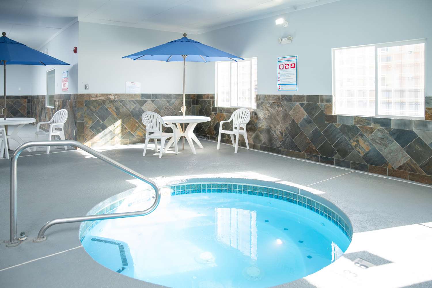 SureStay Plus by Best Western Montrose 37/48