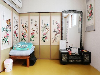 Inwoo House 35/41