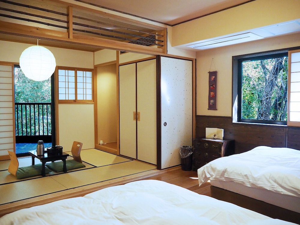 Japanese Western, Twin Beds, Outdoor Bath
