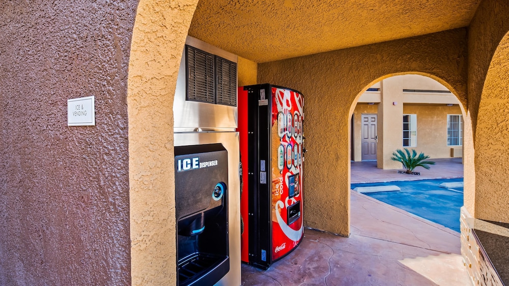 Best Western Heritage Inn Bakersfield 19/29